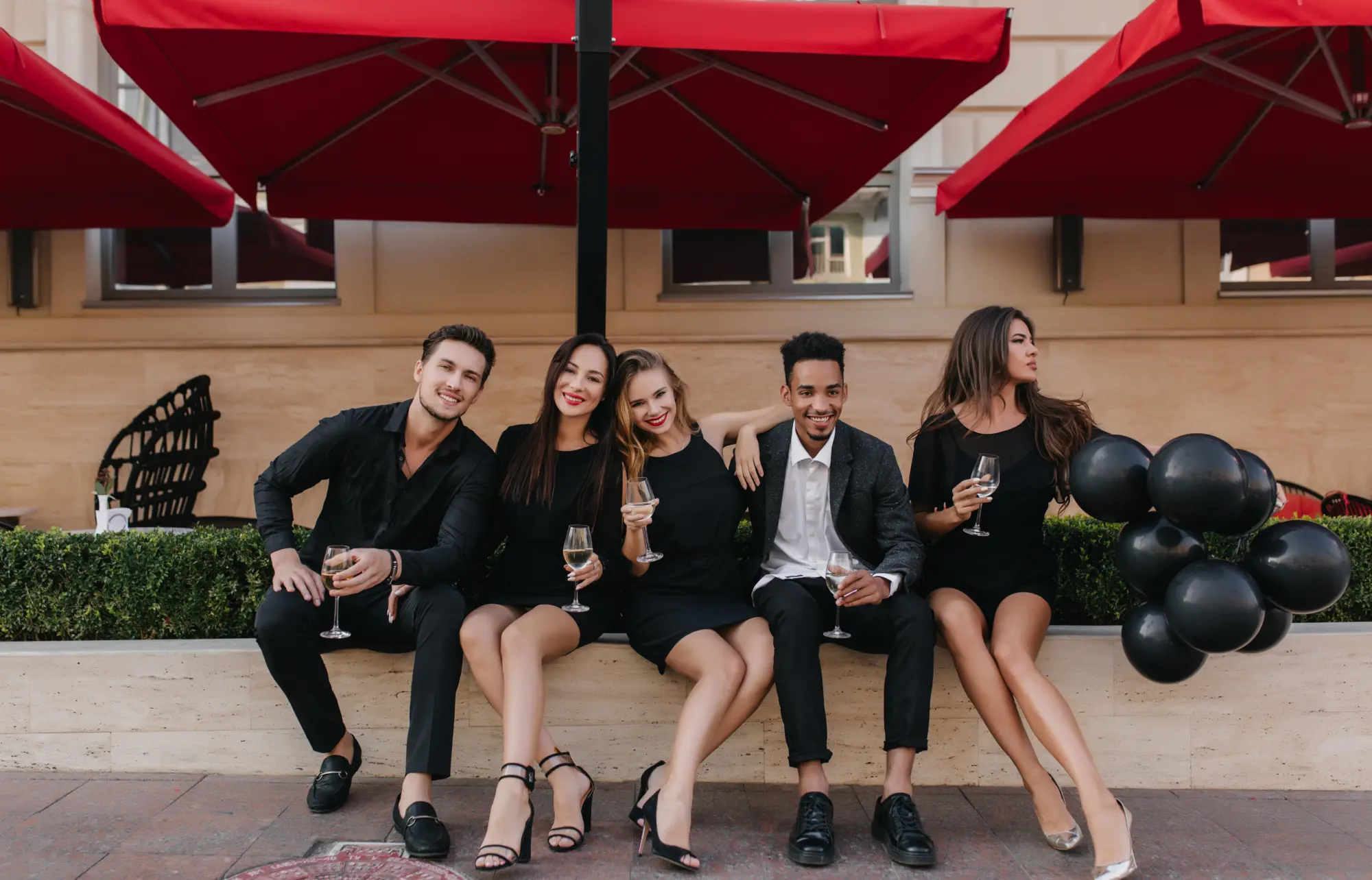 people taking wedding group photo