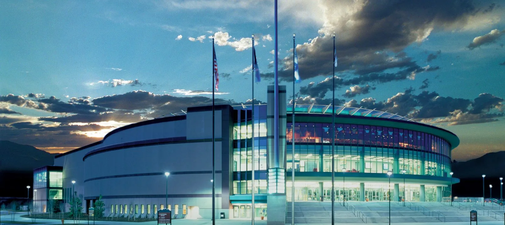 Maverik_Center