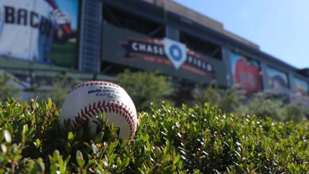 step inside chase field